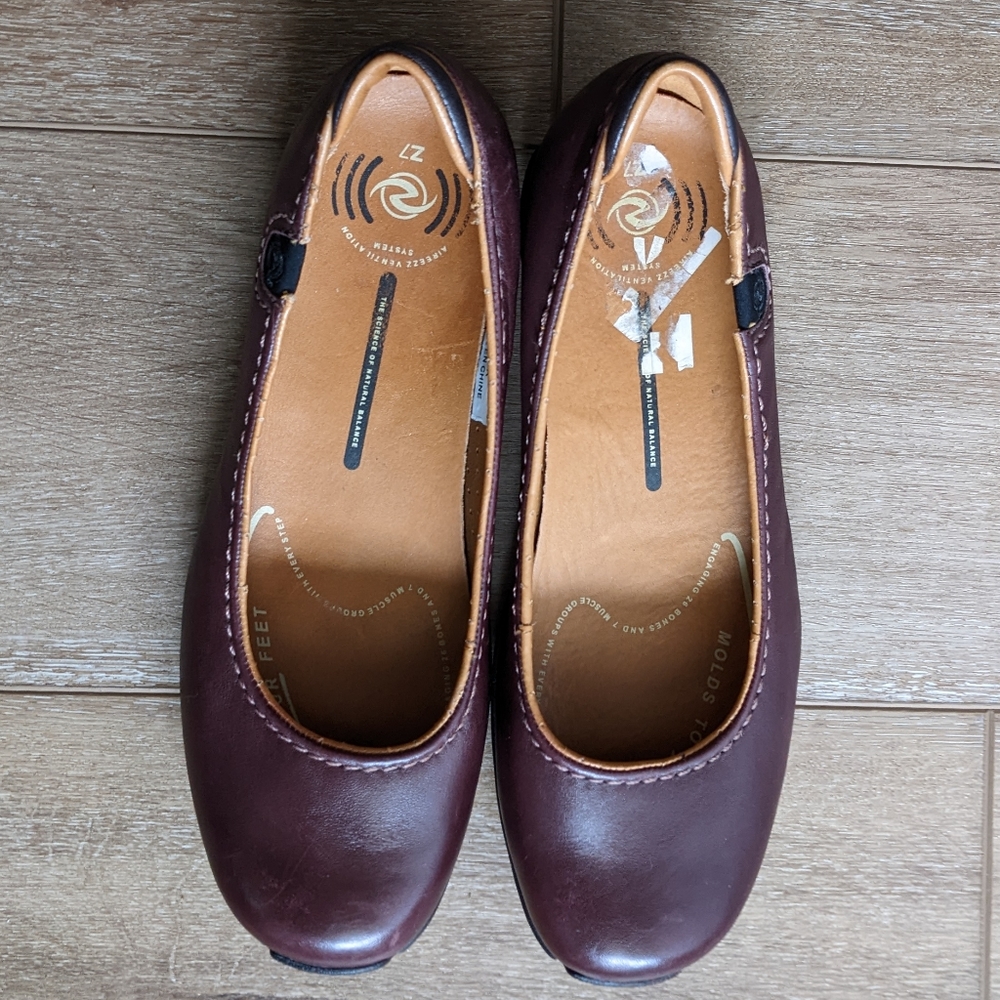 Aura Z7 Leather Shoes Burgundy Ballet shoes women's Size 9.5